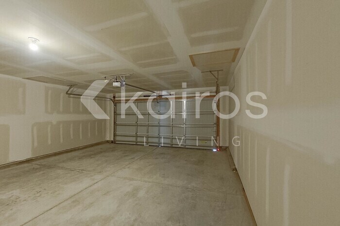 Building Photo - 1151 Silvertrace Dr