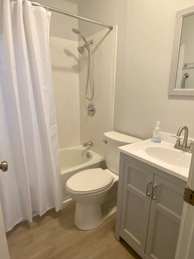 Building Photo - 6300 Hackberry Way