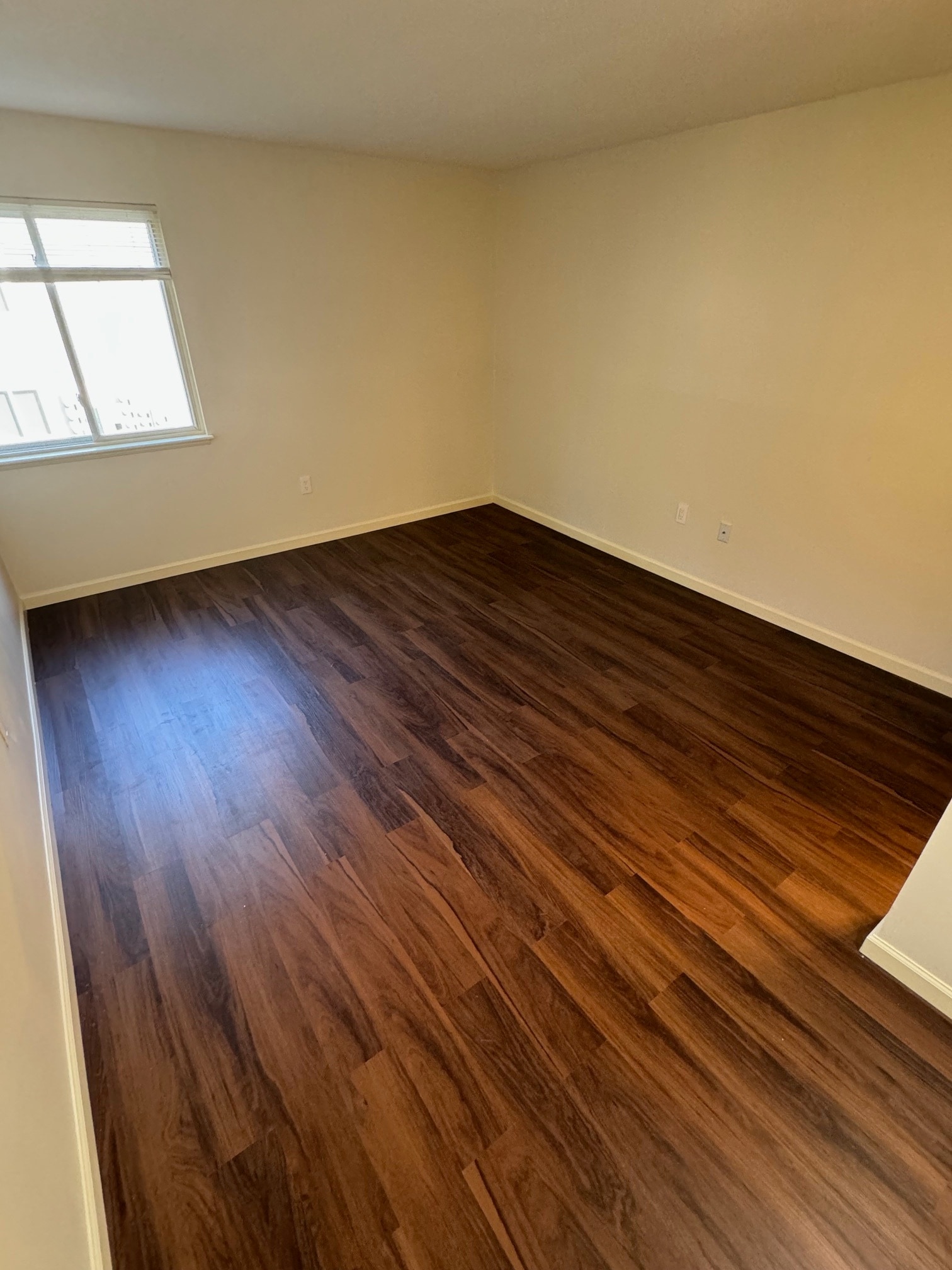 Building Photo - 5 Post Oak Ln