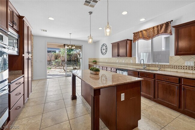 Building Photo - 1149 Oberlin Ct