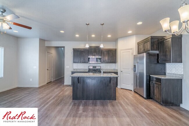 Building Photo - 4 Bedroom Home In The Villas At Sienna Hills