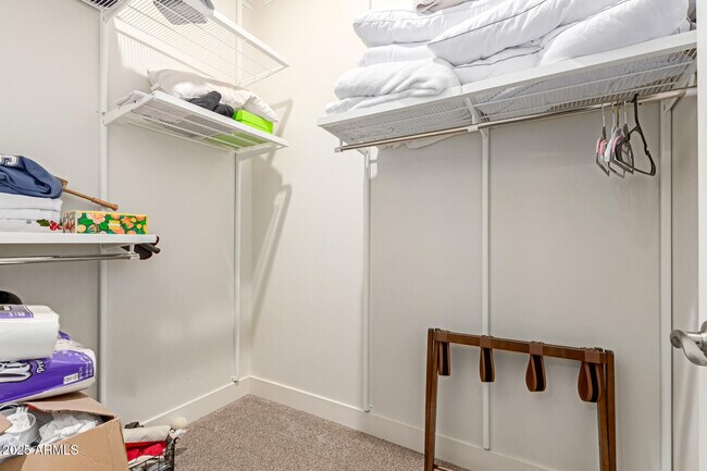 Building Photo - 17316 E Quail Track Rd