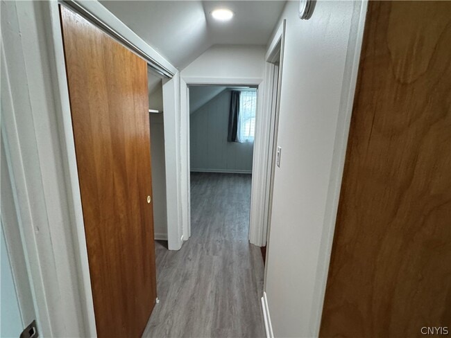 Building Photo - 103 Rockland Dr