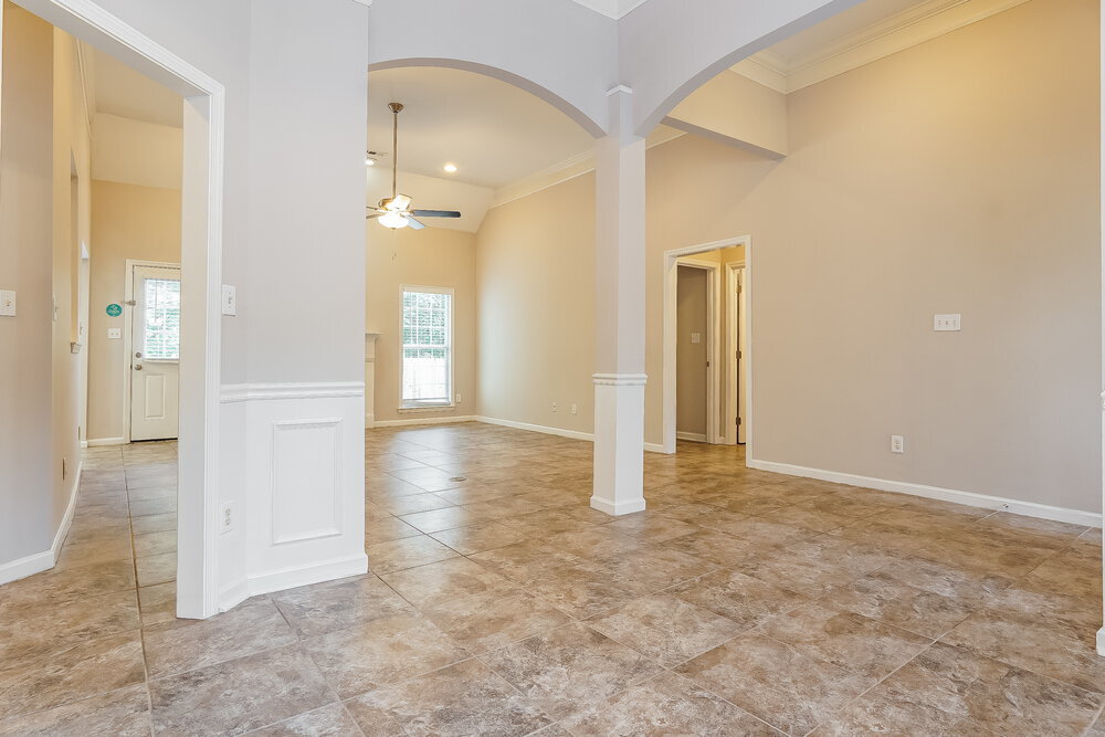 Building Photo - 392 Old Cahaba Trail