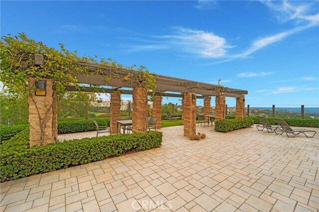 Building Photo - 16 Corniche Dr