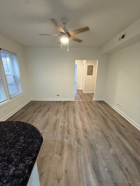 Building Photo - 2003 W Fargo Ave