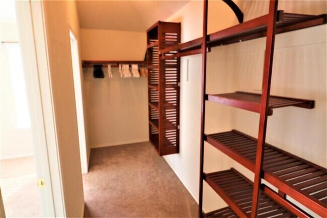 Building Photo - Stunning 3/2/2 in Mansfield with covered p...