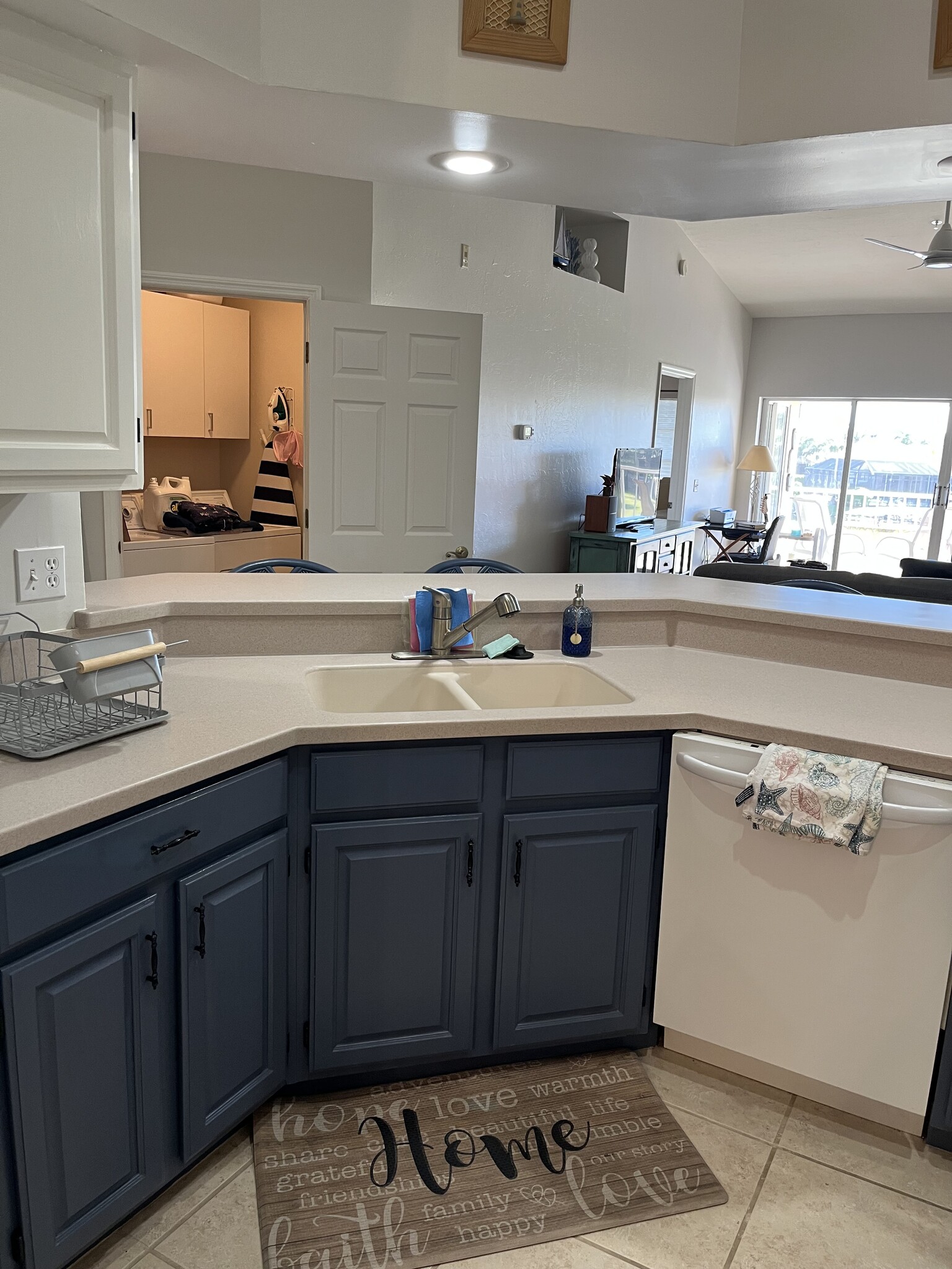 Building Photo - 9860 Costa Mesa Ln