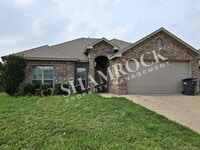 Building Photo - China Spring 4-Bedroom