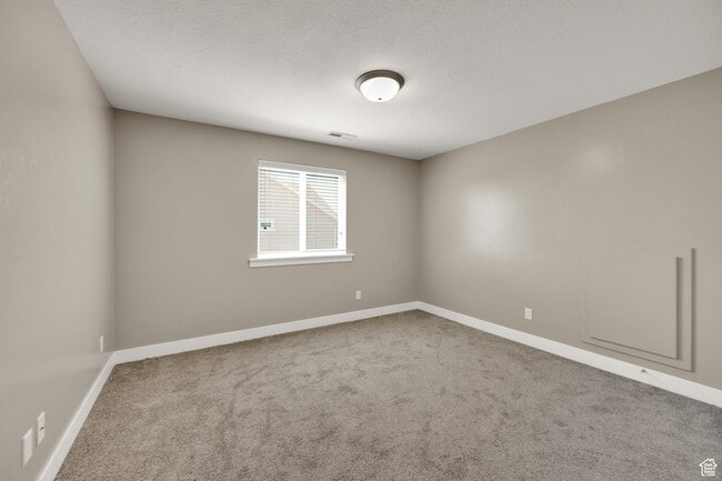 Building Photo - 931 S 2040 W
