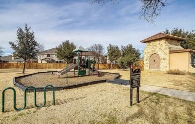 Building Photo - 425 Iron Ore Trail