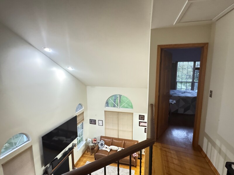 Building Photo - 1286 Cranbrook Dr
