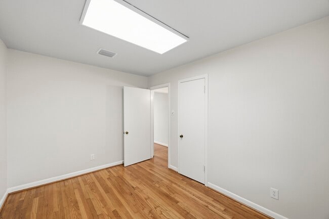 Building Photo - 5109 Nina Lee Ln