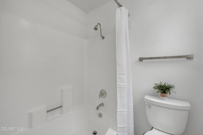 Building Photo - 26869 Cold Springs St