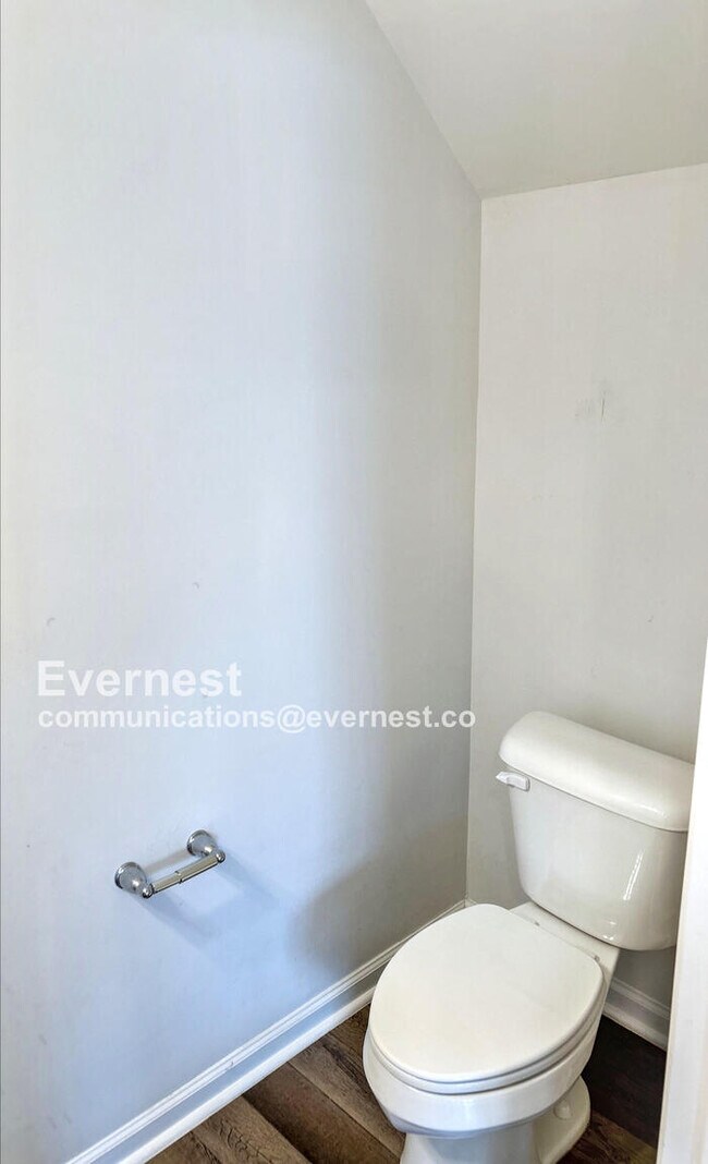 Building Photo - 6529 Mezzo Ln