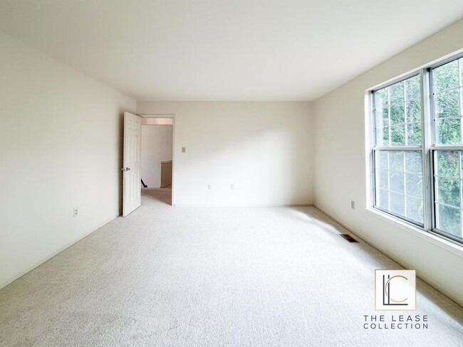 Building Photo - 15412 Overlea Ct