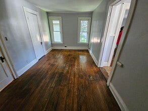 Building Photo - 116 Herkimer St