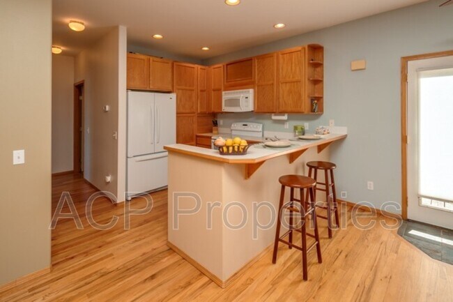Building Photo - 141 S 42nd St