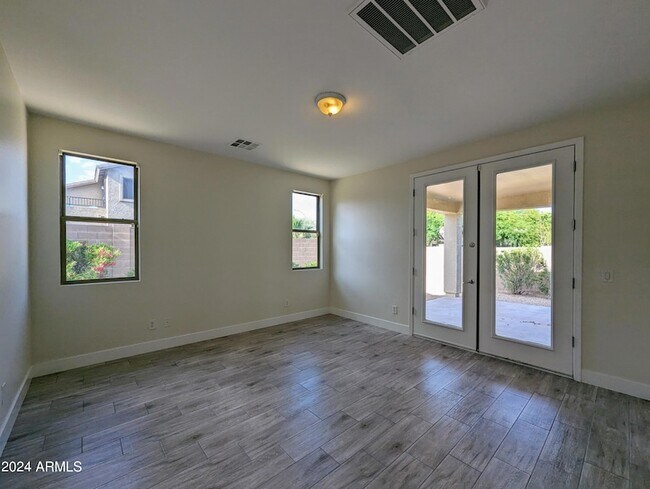 Building Photo - 15432 W Tasha Cir