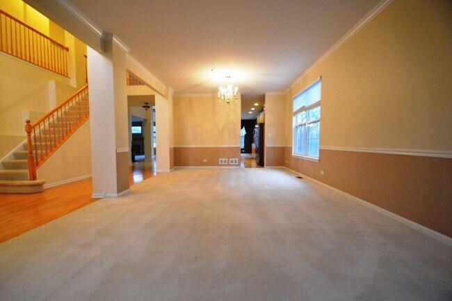 Building Photo - 8095 Boulder Ct
