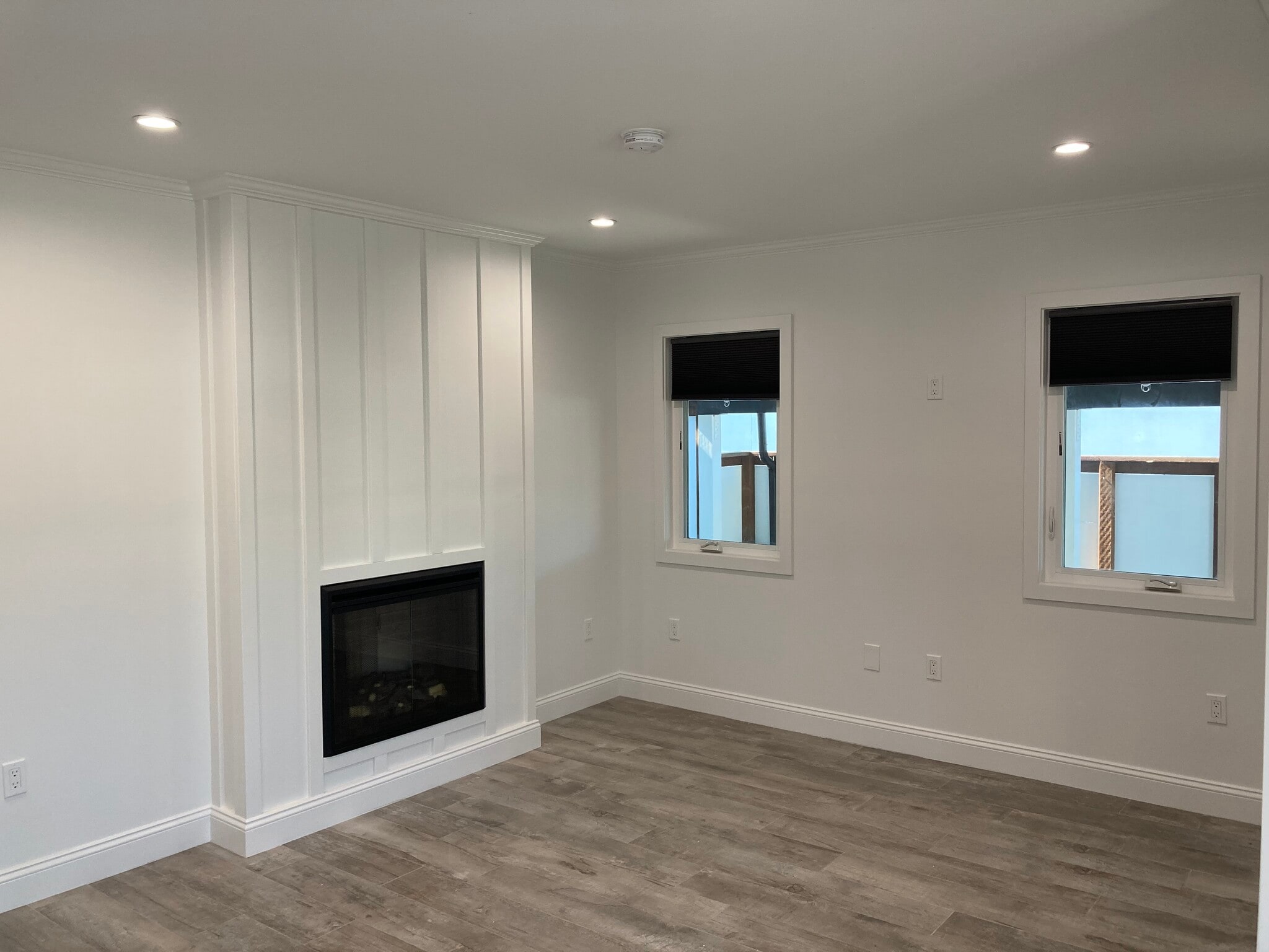 Building Photo - 5750 W 85th Pl