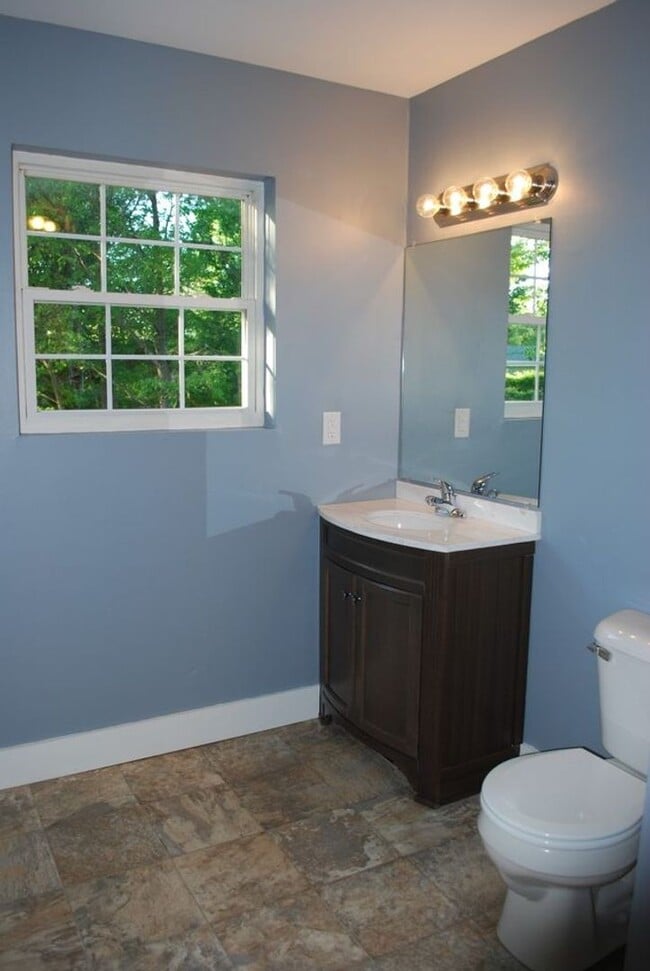 Building Photo - 6712 Stana Dr