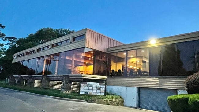 Building Photo - 8403 Silver Lure Dr