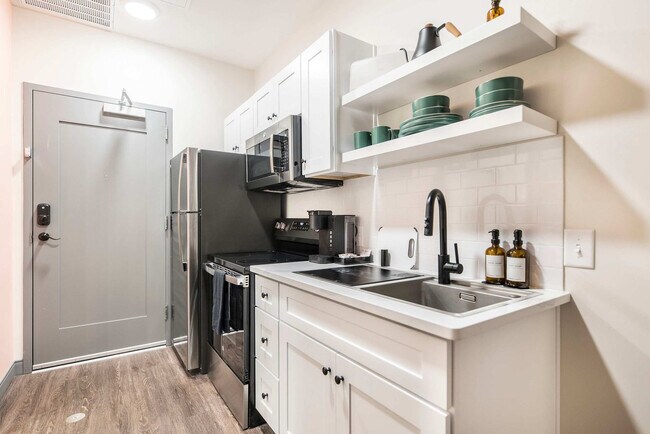 Building Photo - 520 Martin Luther King Jr Blvd