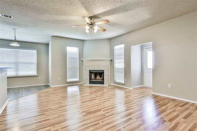 Building Photo - 3229 Spring Crest Ct