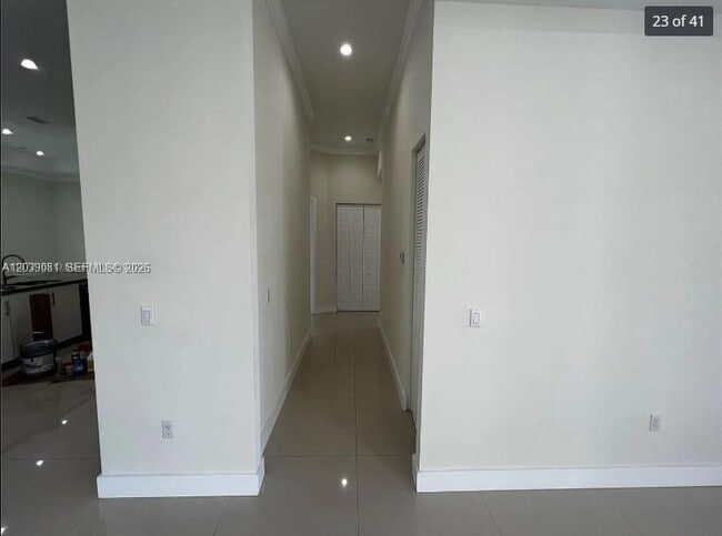 Building Photo - 6115 Marinel Say Dr