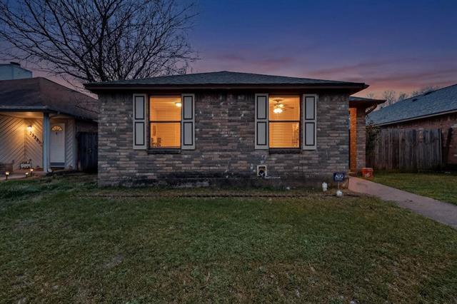 Building Photo - 2320 Markland St