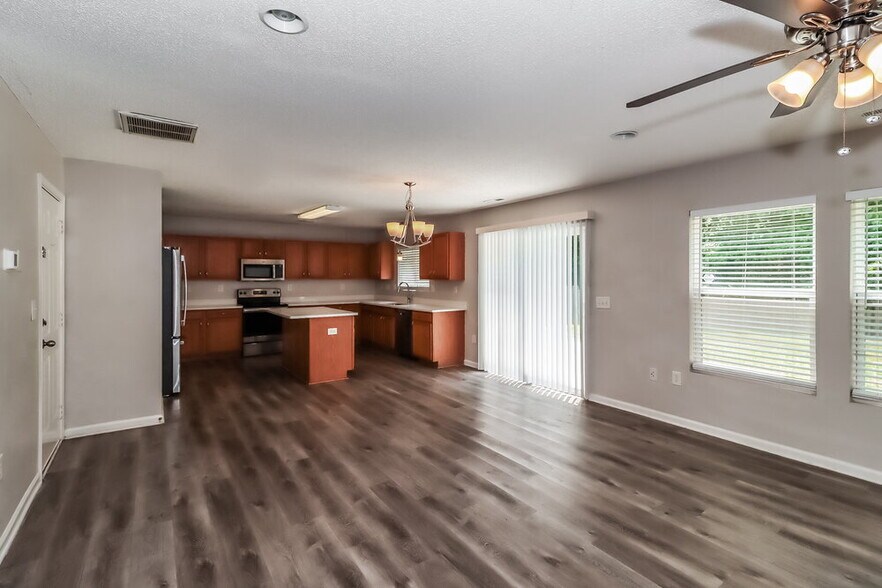 Building Photo - 415 Tribune Dr