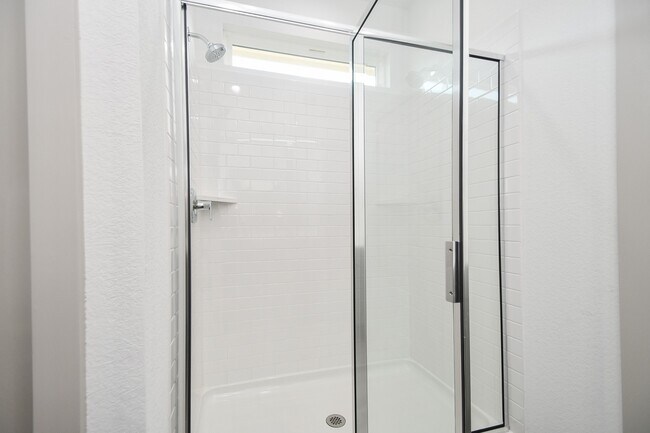 Building Photo - 2818 Bethnal Gdn Wy