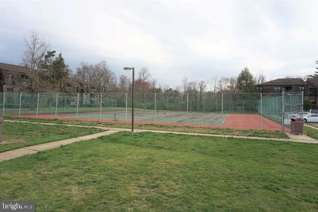 Building Photo - 1914 Old Stone Mill Dr