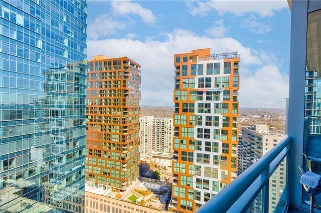 Building Photo - 1065 Peachtree St NE