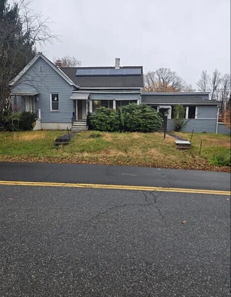 Building Photo - 159 Lincoln St