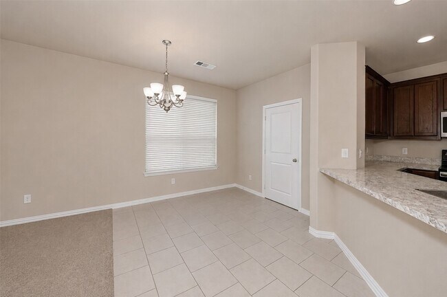 Building Photo - 356 Emerald Creek Dr
