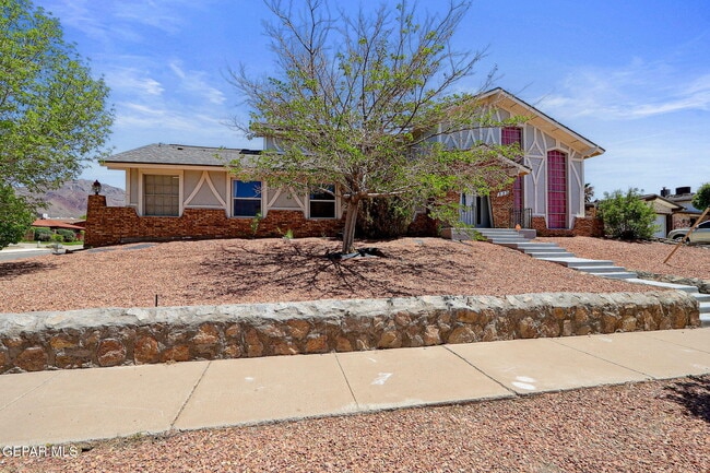 Building Photo - 332 Windrose Ct