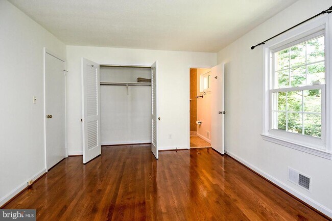 Building Photo - 7513 Sebago Rd