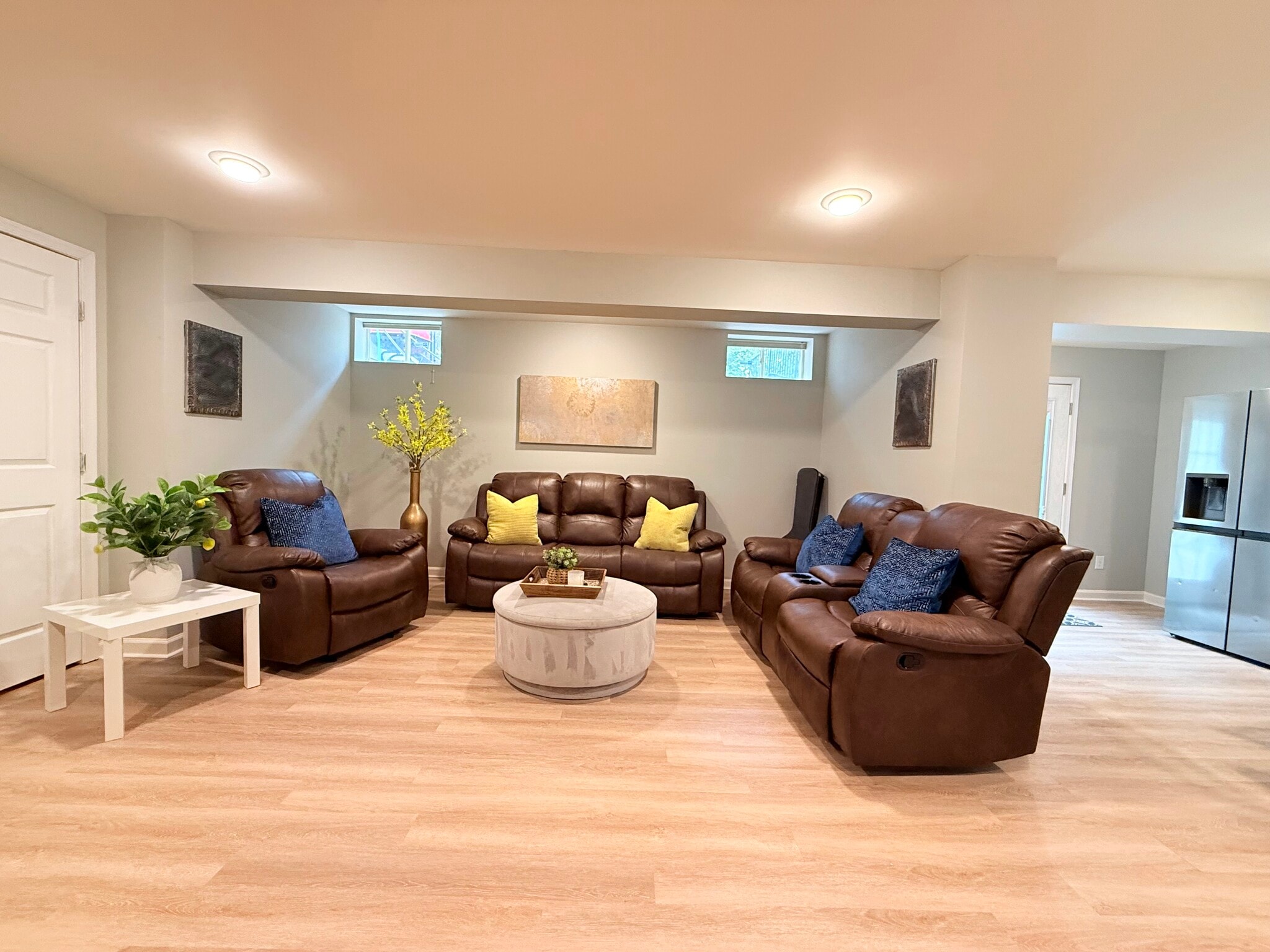Building Photo - 12088 Maidenhair Dr