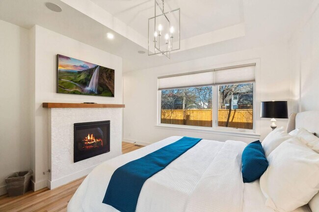 Building Photo - 1500 W Mulberry St