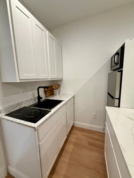 Building Photo - 55 Foster Rd