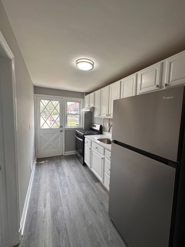Building Photo - 3725-FLOOR-3725-FLOO1 Bonview Ave