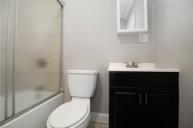 Building Photo - Remodeled 3 bedroom 1 bath home in Harrisburg,  PA