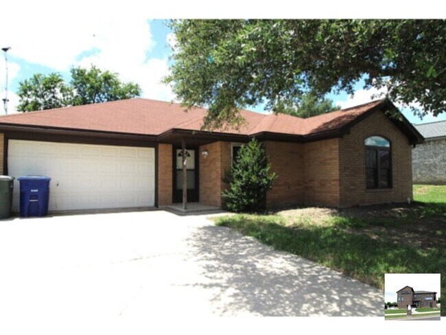 Building Photo - 213 Bronc Dr