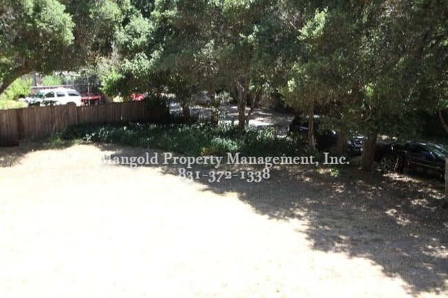 Building Photo - Charming 1-Bed 1-Bath Home with Bonus Room...