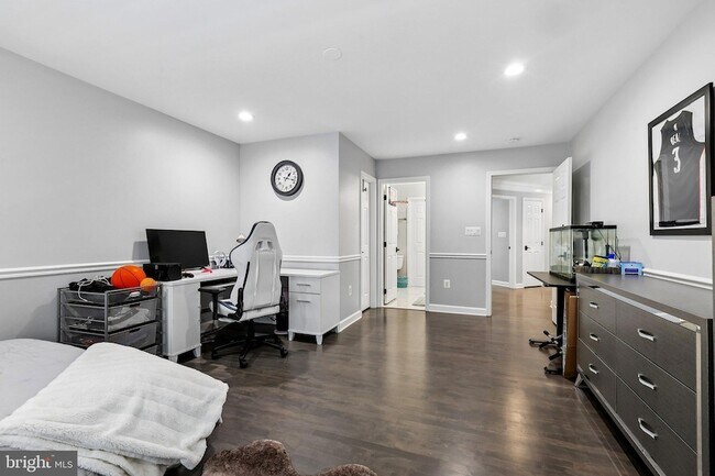 Building Photo - 13677 Sweet Woodruff Ln