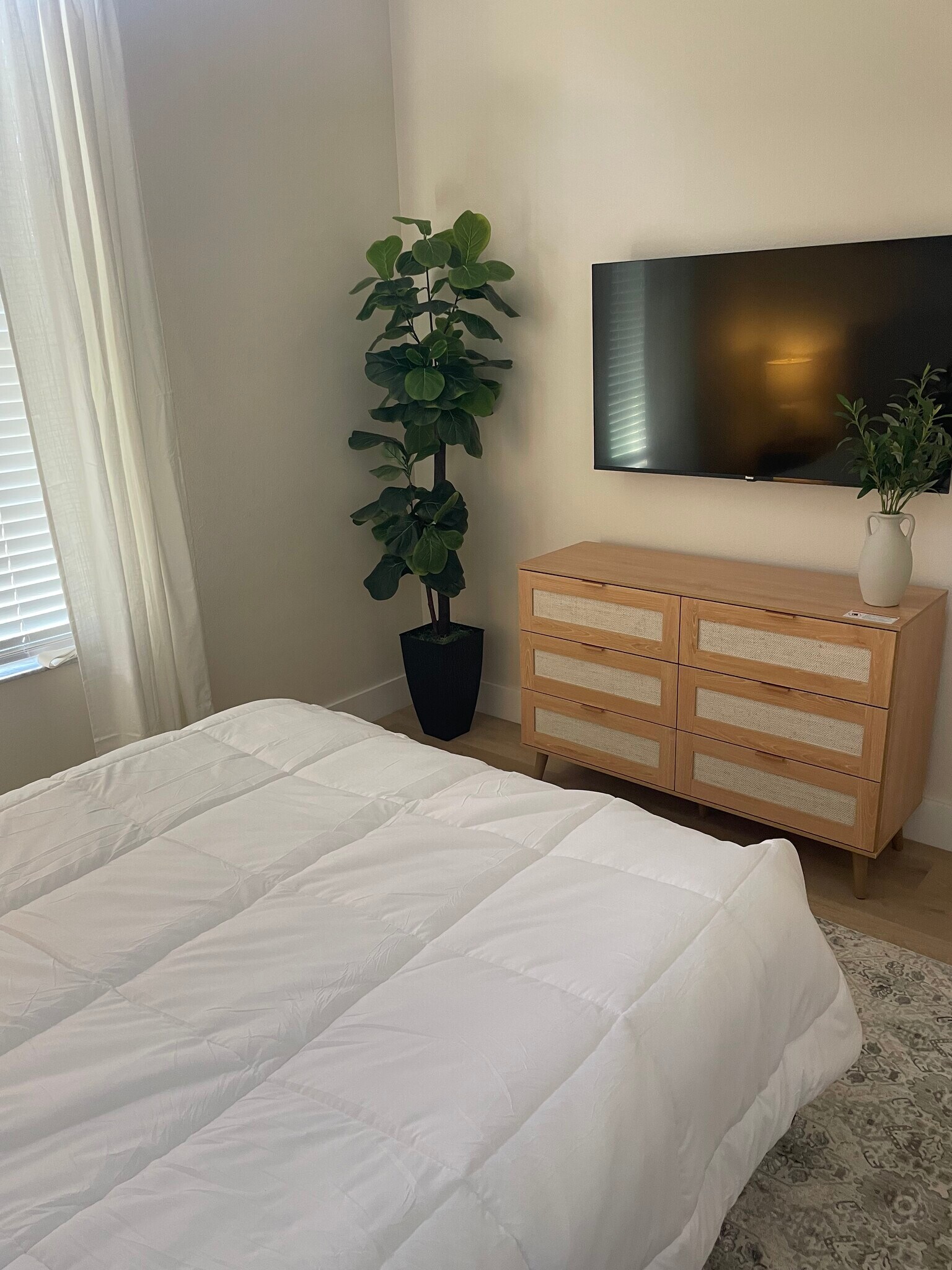 Building Photo - 37015 Waldo Dr