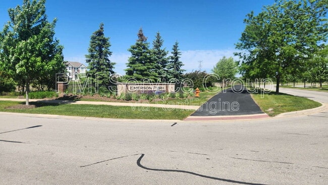 Building Photo - 4444 Monroe Ct