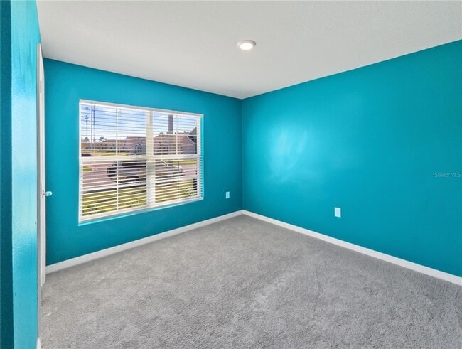 Building Photo - 304 SE 66th Ct